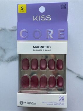Kiss Core Magnetic Shimmer Press-On Nails — Berry Plum color